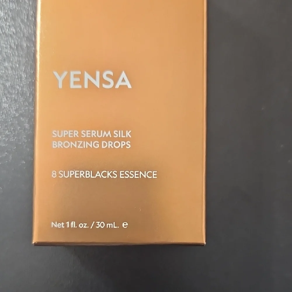 Gold Radiance Bronzer and Contour Set